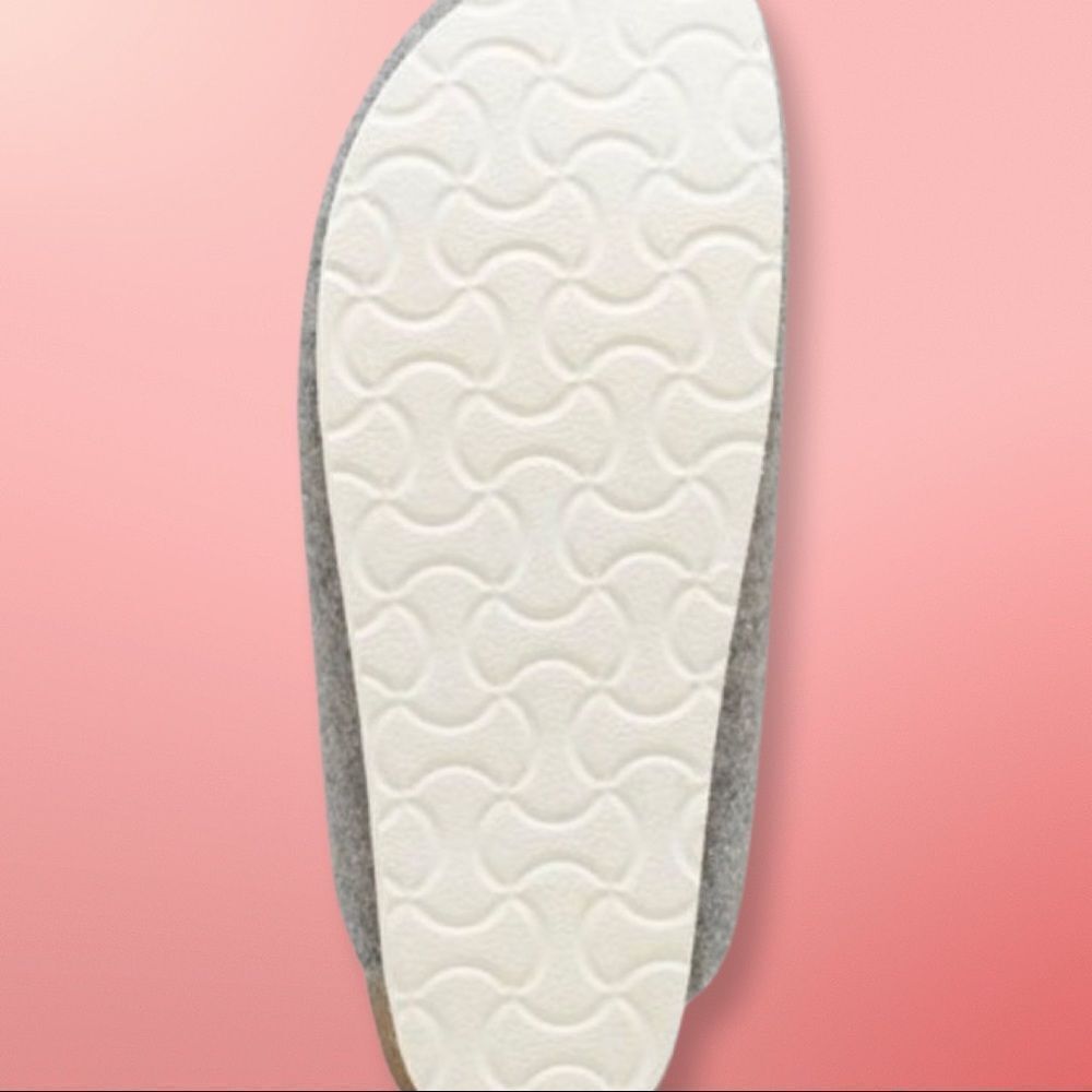 NWT Universal Thread Bev Flats Gray    - Picture 5 of 10